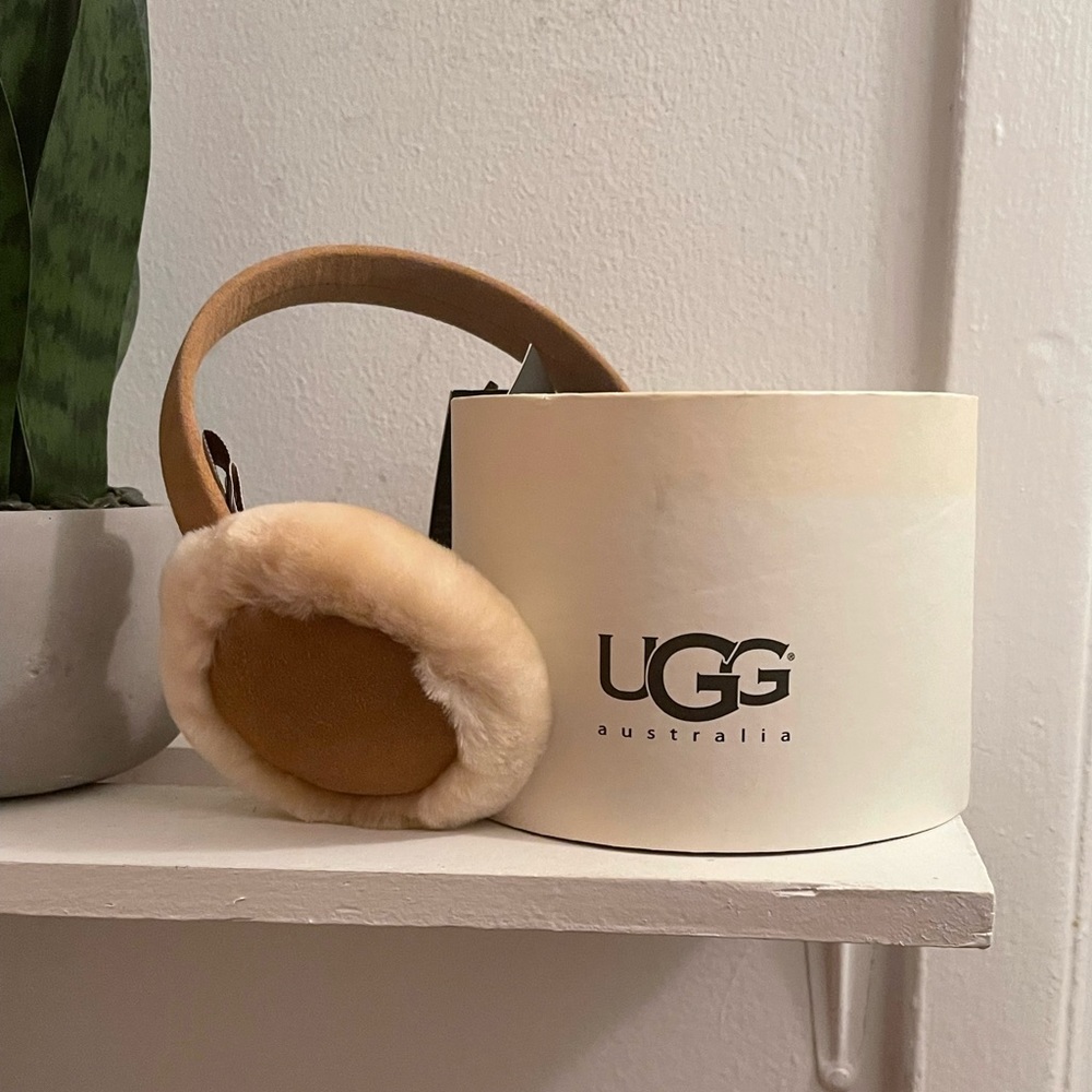Ugg Australia Earmuffs - Chestnut